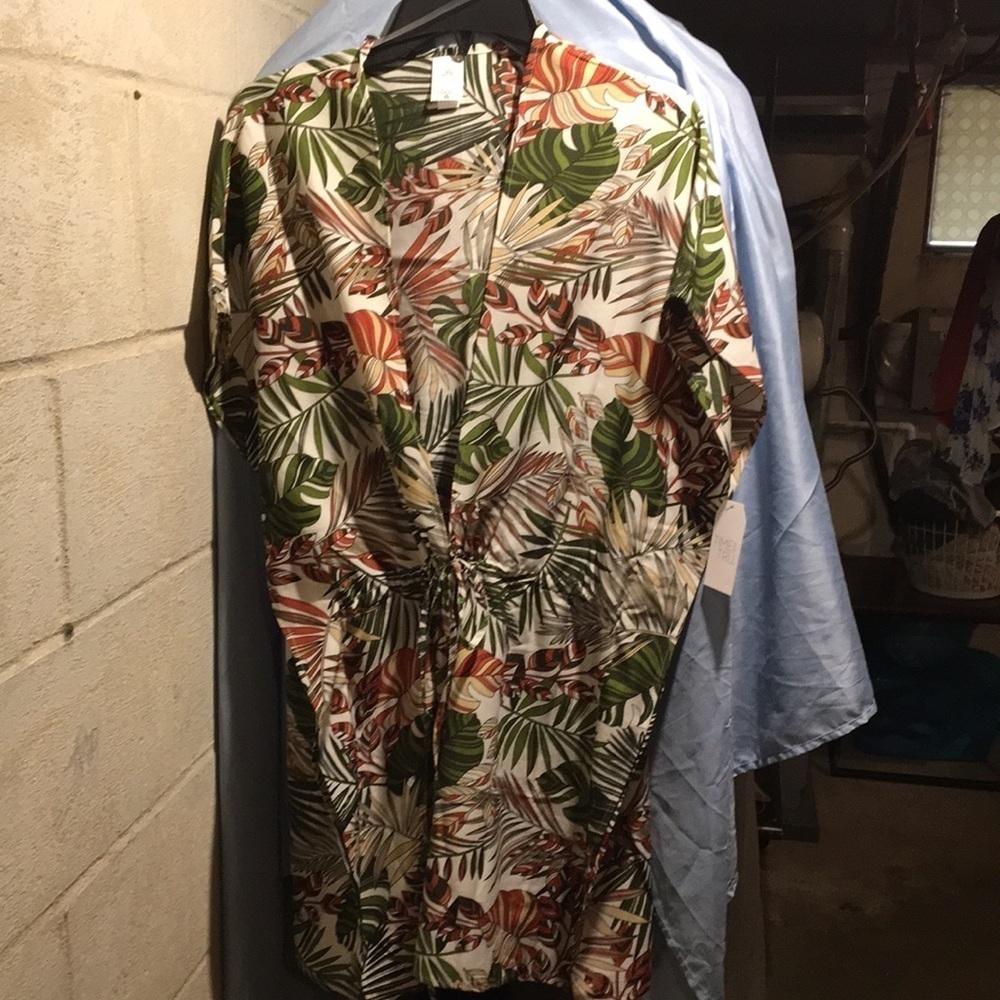 Shirt - Picture 5 of 5